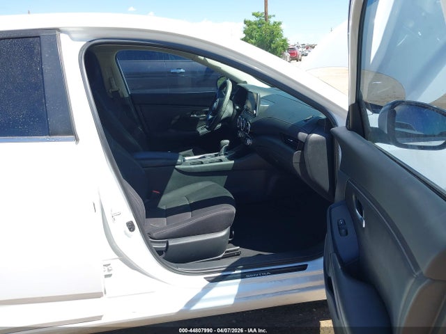 2022 Nissan Sentra Sv Xtronic Cvt მანქანა იყიდება აუქციონზე, vin: 3N1AB8CV3NY252104, აუქციონის ნომერი: 44807990