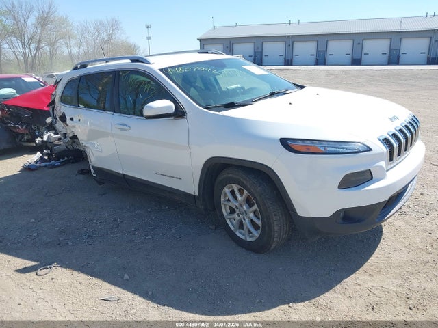 Продаж на аукціоні авто 2017 Jeep Cherokee Latitude 4x4, vin: 1C4PJMCB9HW563251, номер лоту: 44807992