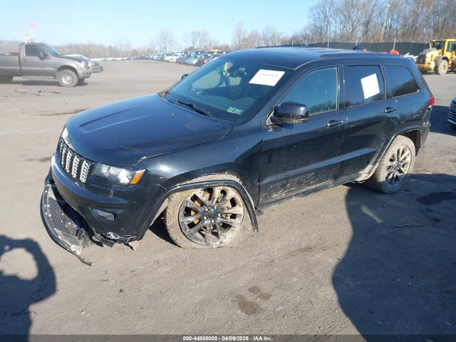 2017 JEEP GRAND CHEROKEE 1C4RJFAGXHC841675 Photo 1
