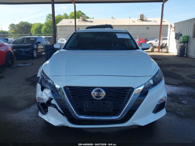 44808009 :رقم المزاد ، 1N4BL4BV0NN363916 vin ، 2022 Nissan Altima S Fwd مزاد بيع