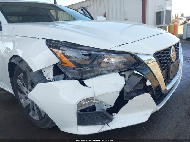 44808009 :رقم المزاد ، 1N4BL4BV0NN363916 vin ، 2022 Nissan Altima S Fwd مزاد بيع