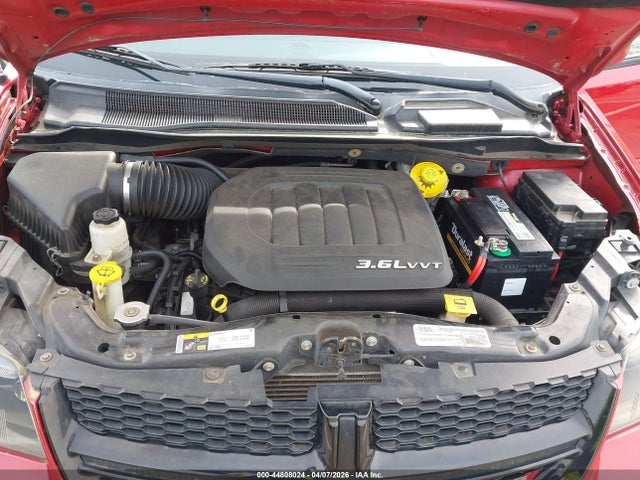 2015 Dodge Grand Caravan Sxt მანქანა იყიდება აუქციონზე, vin: 2C4RDGCG0FR635893, აუქციონის ნომერი: 44808024