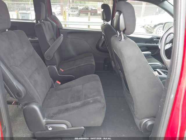 2015 Dodge Grand Caravan Sxt მანქანა იყიდება აუქციონზე, vin: 2C4RDGCG0FR635893, აუქციონის ნომერი: 44808024