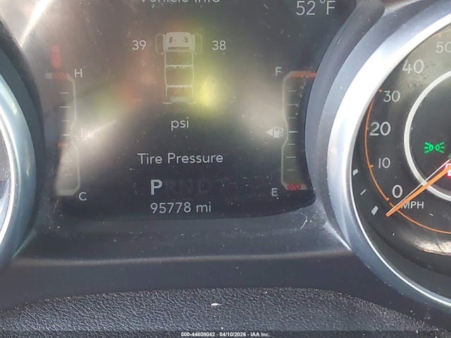 1C4HJXEG4JW316319 Jeep Wrangler Unlimited Sahara 4x4