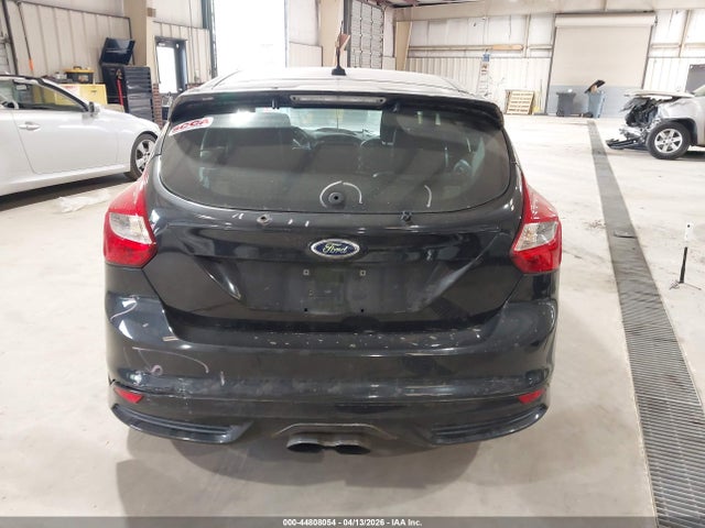 44808054 :رقم المزاد ، 1FADP3L95EL141201 vin ، 2014 Ford Focus St مزاد بيع