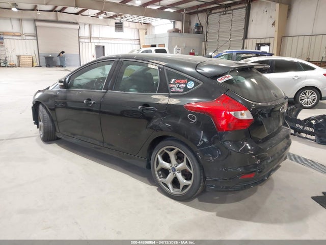 44808054 :رقم المزاد ، 1FADP3L95EL141201 vin ، 2014 Ford Focus St مزاد بيع