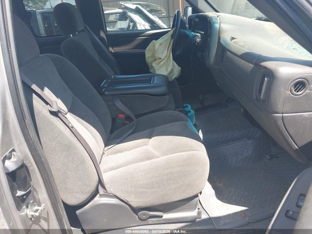 Продажа на аукционе авто 2004 Chevrolet Silverado 1500 Z71, vin: 2GCEK19T141277737, номер лота: 44808060