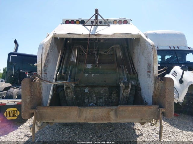 Auction sale of the 2006 Peterbilt 320, vin: 1NPZL00X86D716490, lot number: 44808065