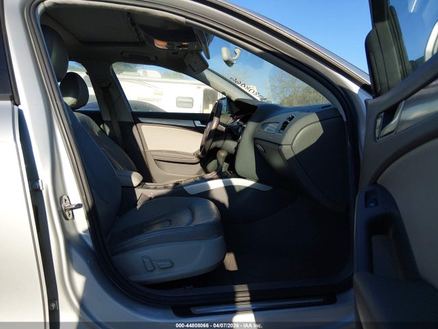 2011 AUDI A4 WAUAFAFL3BN033328 Photo 4