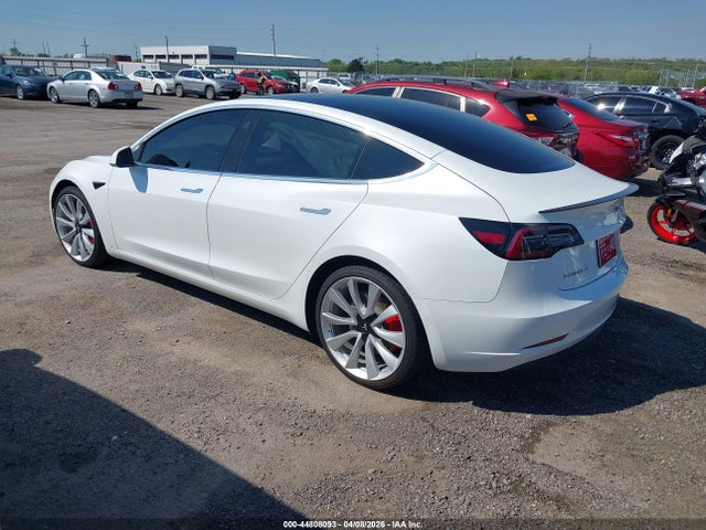 Продажа на аукционе авто 2019 Tesla Model 3 Long Range/performance, vin: 5YJ3E1EBXKF413661, номер лота: 44808093