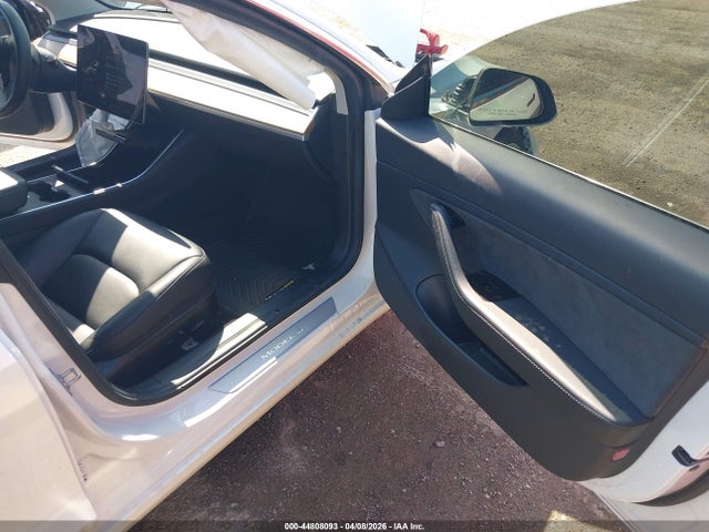 Продажа на аукционе авто 2019 Tesla Model 3 Long Range/performance, vin: 5YJ3E1EBXKF413661, номер лота: 44808093
