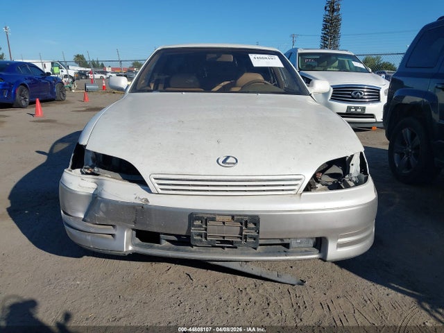 44808107 :رقم المزاد ، JT8GK13T5S0083544 vin ، 1995 Lexus Es 300 مزاد بيع