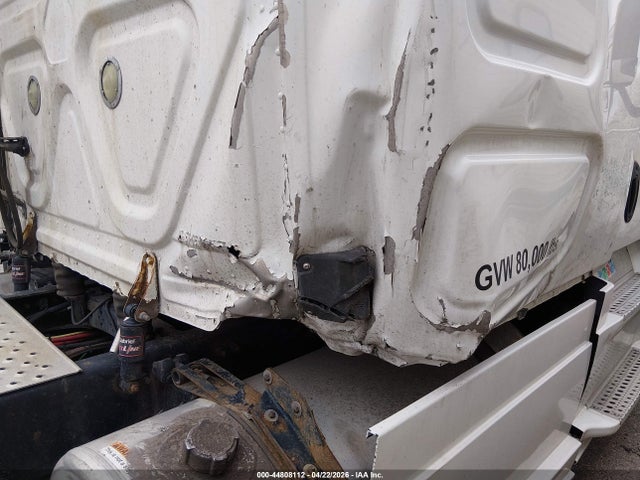 Продажа на аукционе авто 2013 Freightliner Cascadia 125, vin: 1FUJGLDR0DLBZ1624, номер лота: 44808112