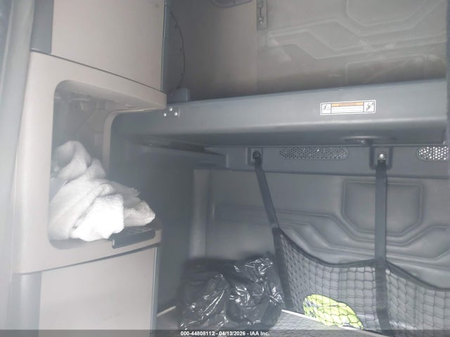 Продажа на аукционе авто 2013 Freightliner Cascadia 125, vin: 1FUJGLDR0DLBZ1624, номер лота: 44808112