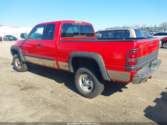 2000 DODGE RAM 1500 1B7HF13Z9YJ164709 Photo 2