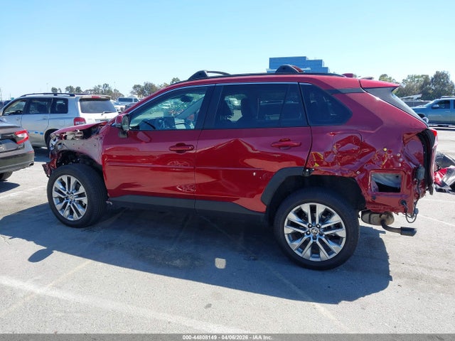 2T3C1RFV8SW389275 Toyota Rav4 Xle Premium