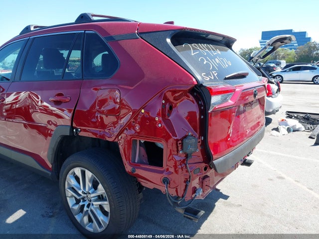 2T3C1RFV8SW389275 Toyota Rav4 Xle Premium