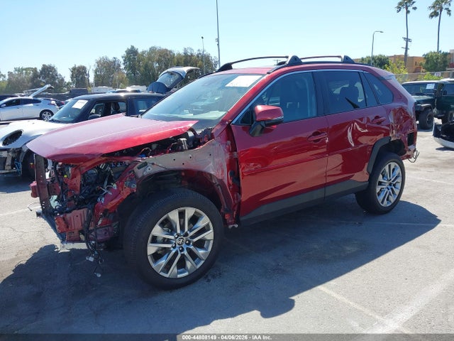 2T3C1RFV8SW389275 Toyota Rav4 Xle Premium