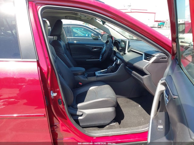 2T3C1RFV8SW389275 Toyota Rav4 Xle Premium