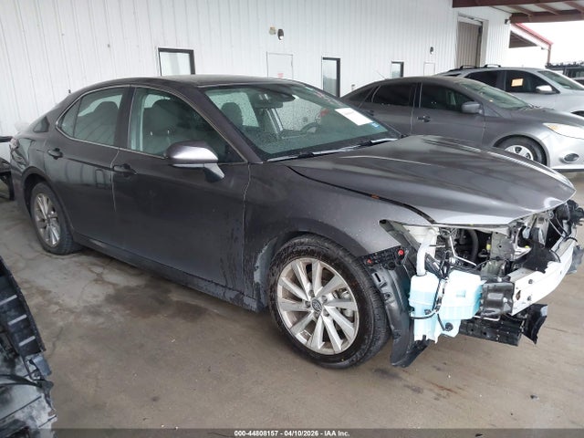 4T1C11AK8PU754522 Toyota CAMRY LE