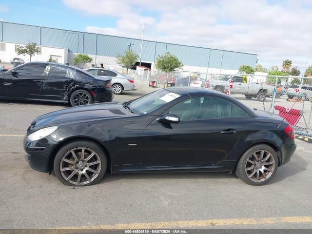 44808159 :رقم المزاد ، WDBWK54F88F186328 vin ، 2008 Mercedes-benz Slk 280 مزاد بيع