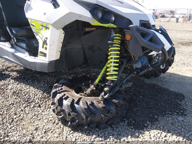 3JBPEAR26GJ000414 Can-Am Maverick Max