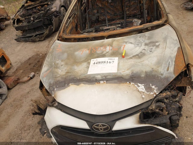 5YFBURHE9KP878682 Toyota COROLLA LE