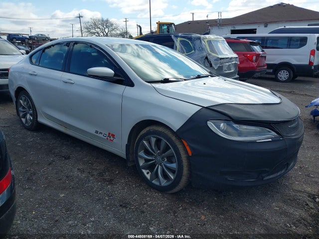 Продажа на аукционе авто 2015 Chrysler 200 S, vin: 1C3CCCBG7FN581450, номер лота: 44808169