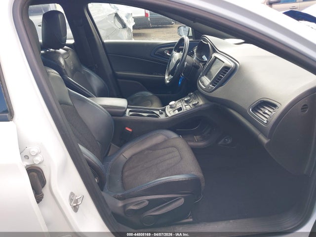 Aukcja sprzedaży 2015 Chrysler 200 S, vin: 1C3CCCBG7FN581450, numer aukcji: 44808169