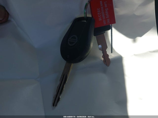 JN8AS5MT8EW103613 Nissan Rogue Select S
