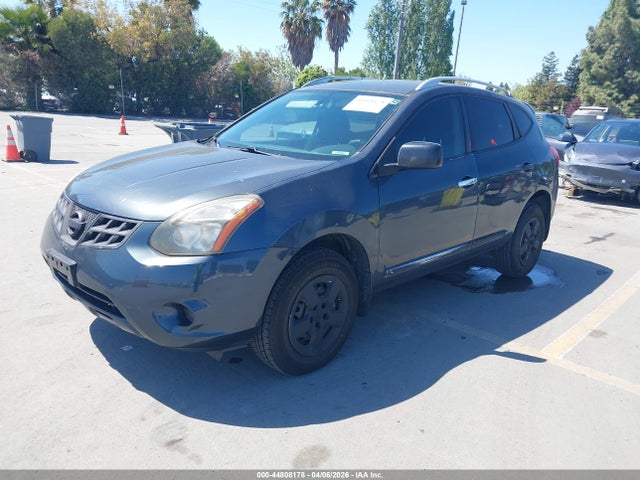 JN8AS5MT8EW103613 Nissan Rogue Select S