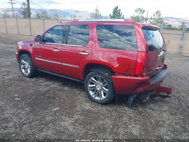 1GYS4DEF0ER237392 Cadillac Escalade Platinum
