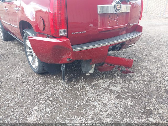 1GYS4DEF0ER237392 Cadillac Escalade Platinum