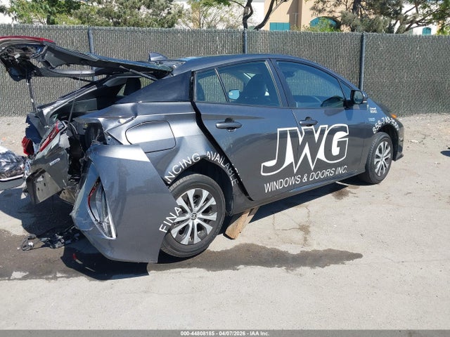 JTDKAMFP0N3227387 Toyota Prius Prime Limited