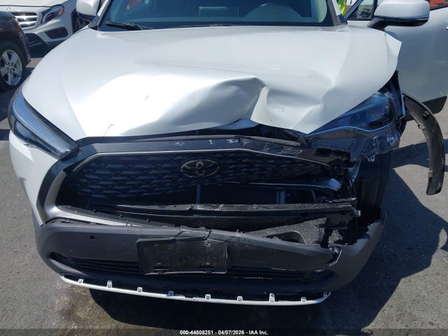 Toyota Corolla Cross Xle 2023 7MUDAAAG0PV053598 Image 6