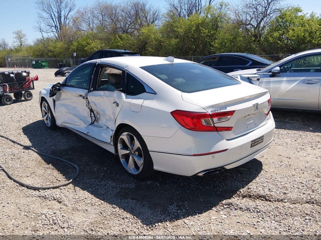 Продажа на аукционе авто 2018 Honda Accord Touring, vin: 1HGCV1F97JA045704, номер лота: 44808264