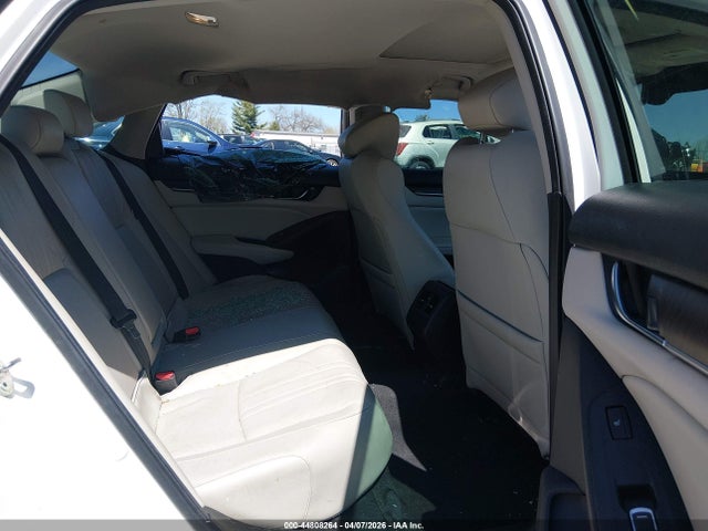 Продажа на аукционе авто 2018 Honda Accord Touring, vin: 1HGCV1F97JA045704, номер лота: 44808264