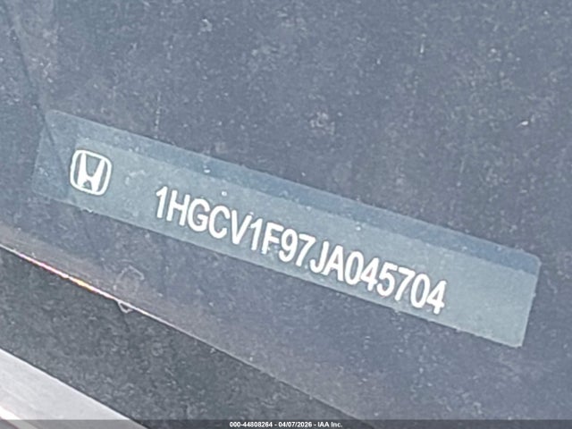 Продажа на аукционе авто 2018 Honda Accord Touring, vin: 1HGCV1F97JA045704, номер лота: 44808264