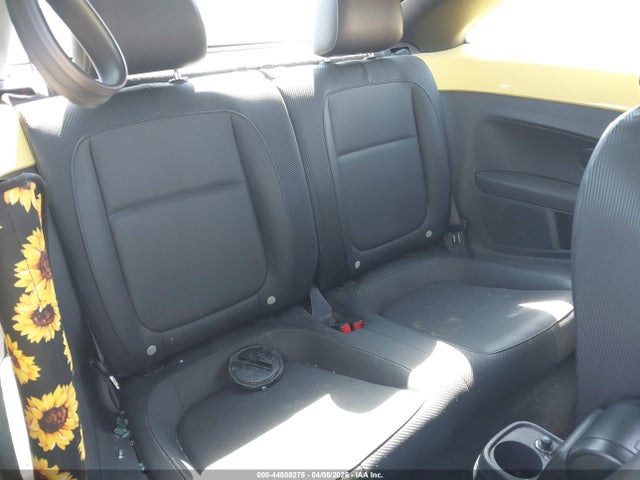 44808275 :رقم المزاد ، 3VWJP7AT6CM604698 vin ، 2012 Volkswagen Beetle 2.5l مزاد بيع