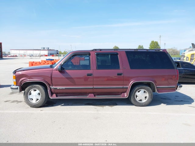 44808286 :رقم المزاد ، 3GNFK16R5TG126846 vin ، 1996 Chevrolet Suburban K1500 مزاد بيع