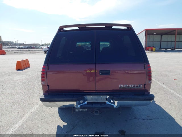 44808286 :رقم المزاد ، 3GNFK16R5TG126846 vin ، 1996 Chevrolet Suburban K1500 مزاد بيع