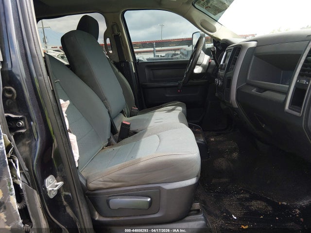 Продажа на аукционе авто 2016 Ram 2500 Tradesman, vin: 3C6UR5CL8GG282069, номер лота: 44808293