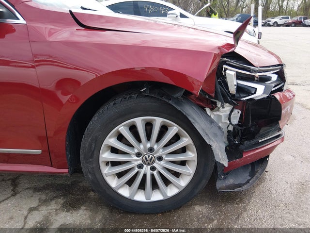 Aukcja sprzedaży 2017 Volkswagen Passat 1.8t Se, vin: 1VWBT7A38HC056308, numer aukcji: 44808296