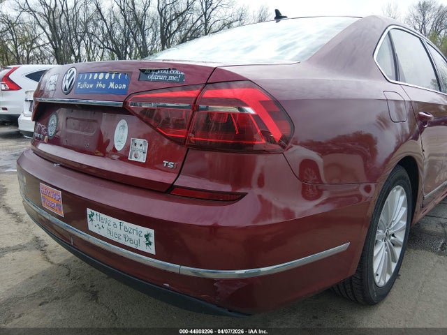 Aukcja sprzedaży 2017 Volkswagen Passat 1.8t Se, vin: 1VWBT7A38HC056308, numer aukcji: 44808296