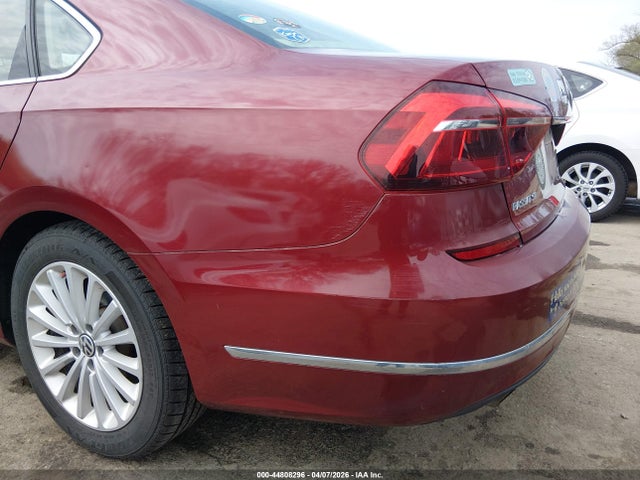 Aukcja sprzedaży 2017 Volkswagen Passat 1.8t Se, vin: 1VWBT7A38HC056308, numer aukcji: 44808296