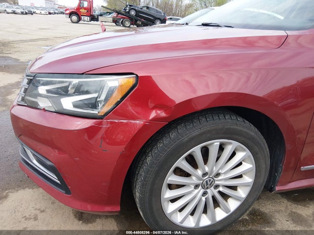 Aukcja sprzedaży 2017 Volkswagen Passat 1.8t Se, vin: 1VWBT7A38HC056308, numer aukcji: 44808296