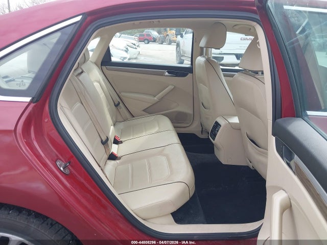 Aukcja sprzedaży 2017 Volkswagen Passat 1.8t Se, vin: 1VWBT7A38HC056308, numer aukcji: 44808296