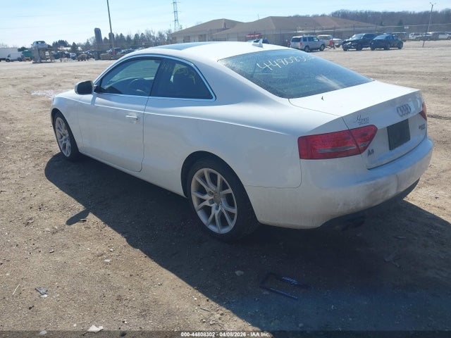 2012 AUDI A5 WAULFAFR3CA001579 Photo 2