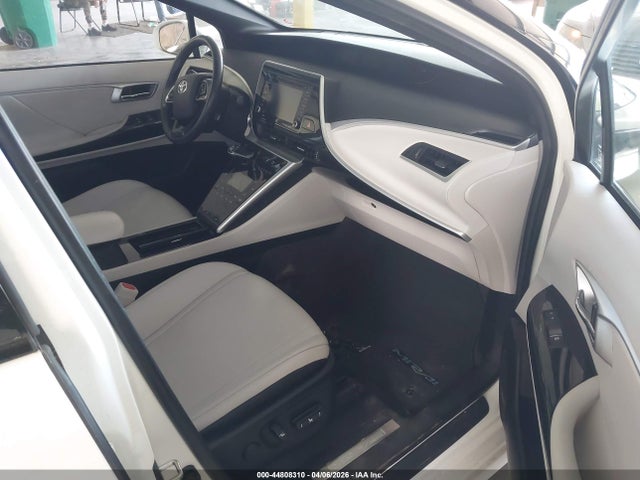 2018 Toyota Mirai მანქანა იყიდება აუქციონზე, vin: JTDBVRBD5JA004698, აუქციონის ნომერი: 44808310