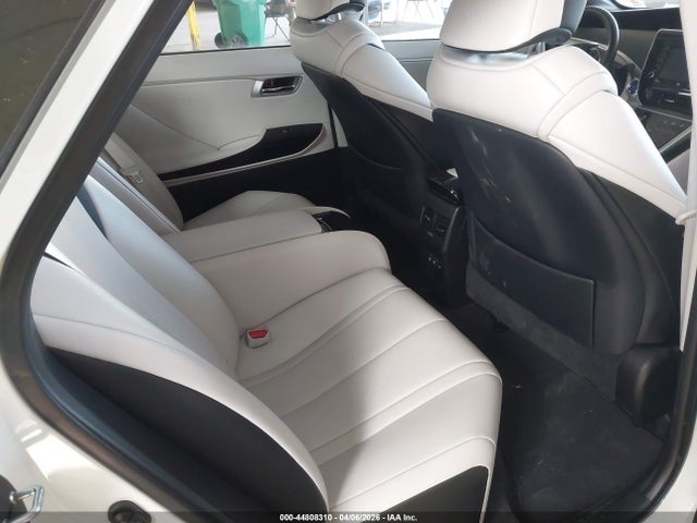2018 Toyota Mirai მანქანა იყიდება აუქციონზე, vin: JTDBVRBD5JA004698, აუქციონის ნომერი: 44808310